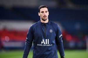 世体：塞尔塔有意加拉法门将里科，他和阿斯帕斯关系密切