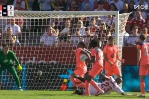 塞维利亚攻门击中巴尔德手臂！裁判和VAR认定不是点球