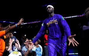 夸梅：有人做慈善只为避税&并非就是好人 就好比毒贩给社区买火鸡