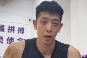 月满中秋！北控男篮与你共赴团圆 一起感受将士们的祝福吧🌕