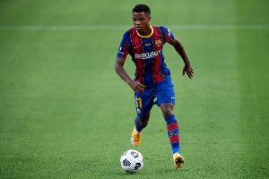 2020年17岁法蒂8000万身价，10场5球4助后遭遇重伤从此一落千丈