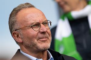 卡拉格：鲁梅尼格对沃尔特马德毫无尊重，简直笑话，支持狠狠打脸