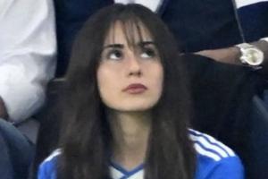 郎才女貌😍居莱尔攻防俱佳斩获欧冠MVP，20岁女友现场观战❤️