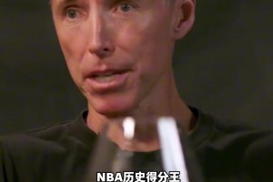 詹姆斯当面盛赞杜兰特比赛的高效性：你太棒了