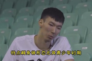 笑死！🤣胡明轩此前开着保时捷，去别徐昕的小电动！