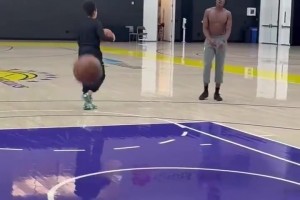 在NBA最后一季？威少这小表情😂不想承认又没办法：对头