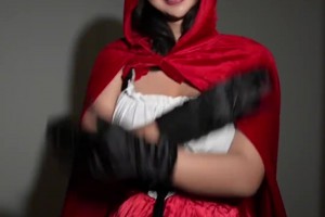 快生了吧？🙊张曼源晒手势舞视频：胖的我扭两下都气喘吁吁